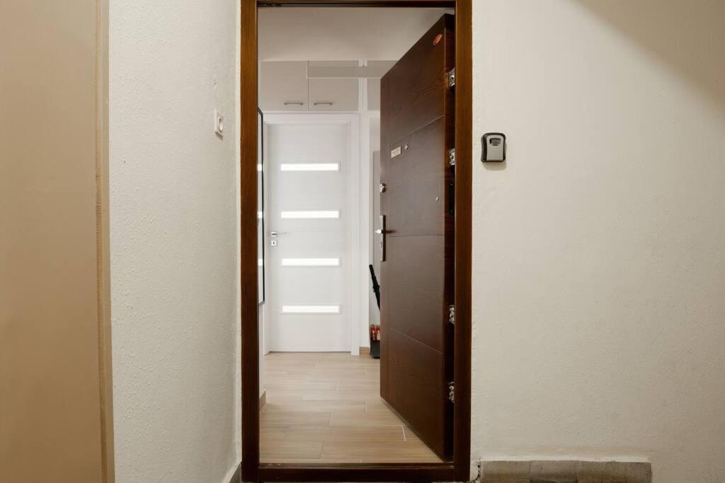 Petofi Family Apartman Debrecen Extérieur photo